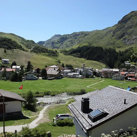 Crap Milan Apartment *