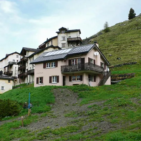 Crap Milan Apartment *